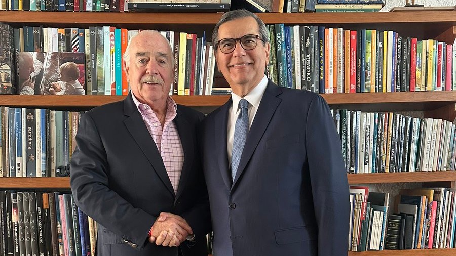 Reunion Embajador Gaddi Vasquez