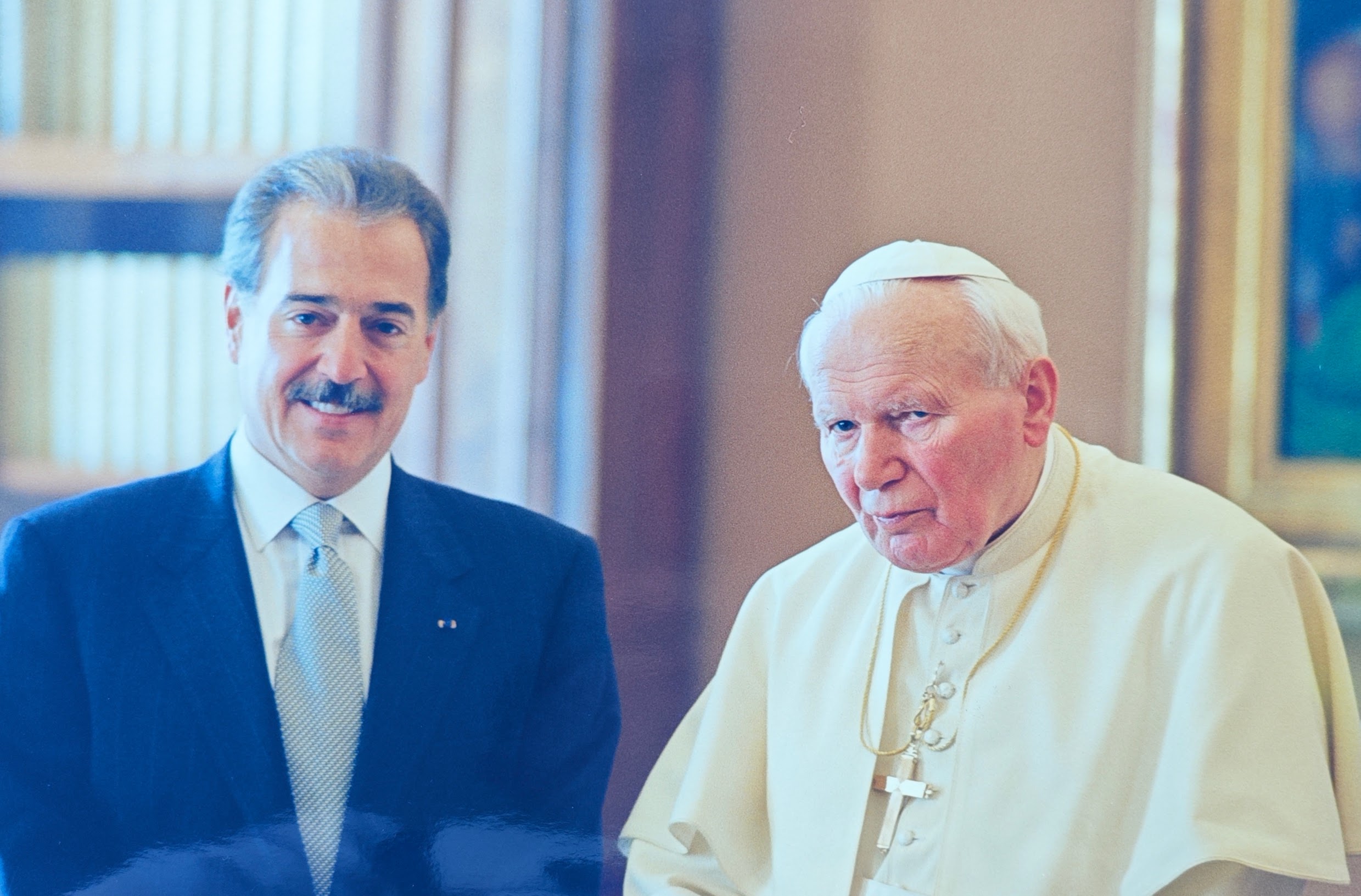 Audiencia con el papa Juan Pablo Segundo en el Vaticano. marzo 20, 1999.