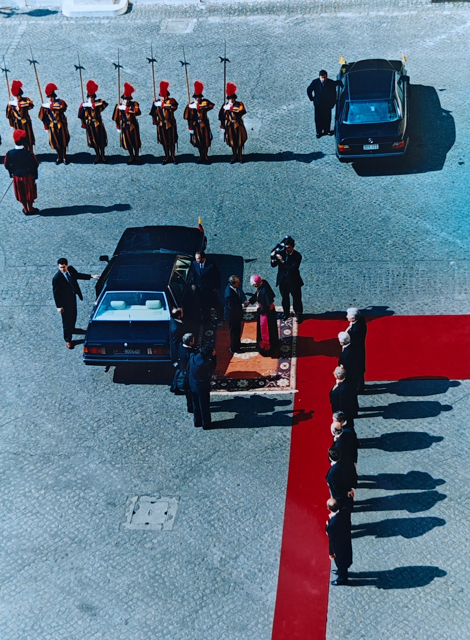 Llegada a a la Ciudad del Vaticano. marzo 20, 1999.